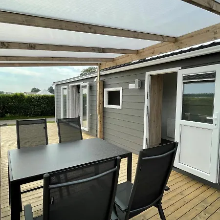 Polderhuisje 2 - Heerlijk Chalet Nabij Strand En Duin - 2 Slaapkamers - Midicamping - Rockanje Campeggio *