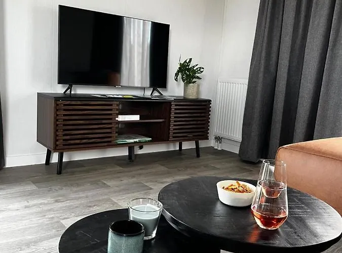 Verhuurchalet Nr 2 Max 4 Pers Met 2 Slaapkamers Camping *