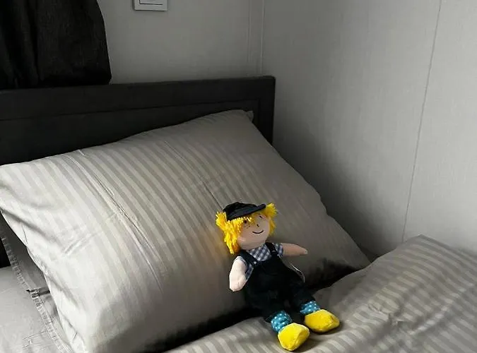 Campeggio Polderhuisje 2 - Heerlijk Chalet Nabij Strand En Duin - 2 Slaapkamers - Midicamping - Rockanje